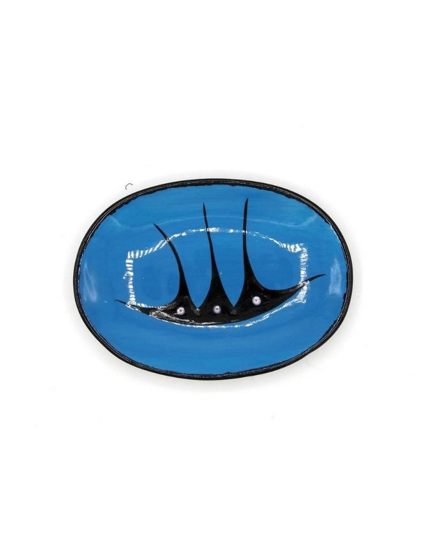 Small Serving Plate by Veran Pardeahtan: Small Serving Plate by Veran Pardeahtan Veran's Ceremonial Black Rim Pottery designs draw deeply from the rich heritage of North American Indian culture. Featuring symbols inspired by nature and