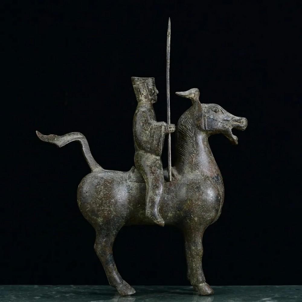 Antique Chinese Mounted Warrior Bronze Statue (1 of 8)