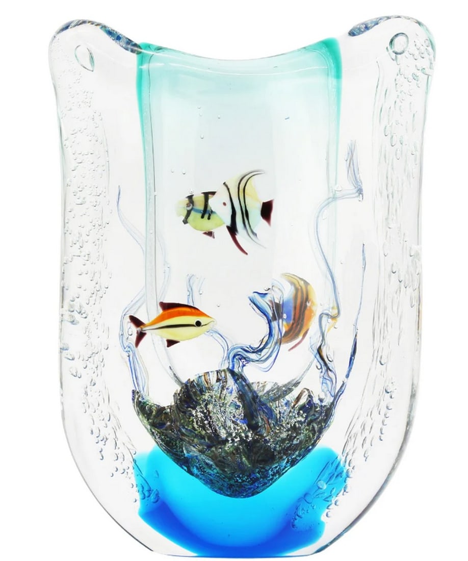 Murano Glass Vase Aquarium with Tropical Fish - Sommerso Technique: Murano Glass Vase Aquarium with Tropical Fish - Sommerso Technique This stunning vase aquarium sculpture is crafted using the "sommerso" technique. The glass master first creates the fish, the