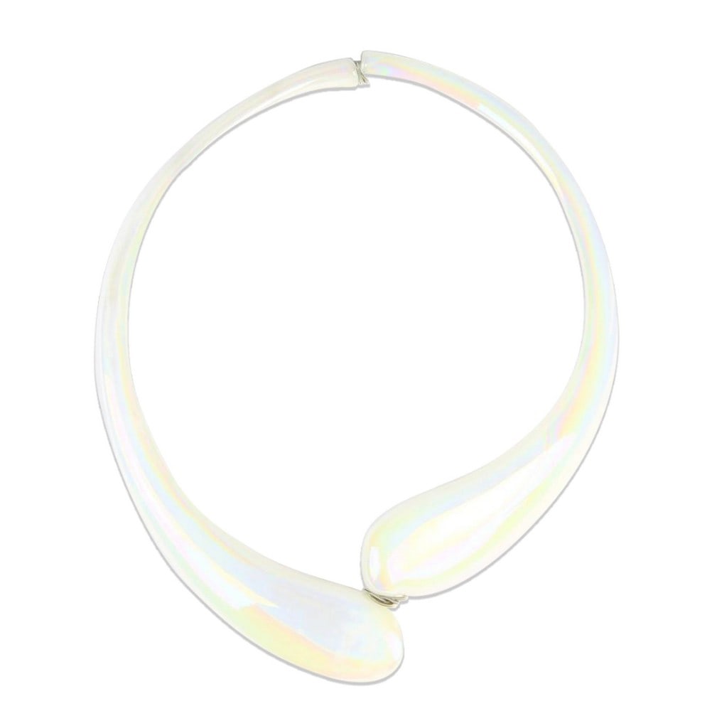 Iridescent White Murano Glass Necklace: Iridescent White Murano Glass Necklace Such a nice design necklace for elegant woman. The jewellery are handmade blown in lamp working technique. Very light weight, so you can wear it whenever you wa
