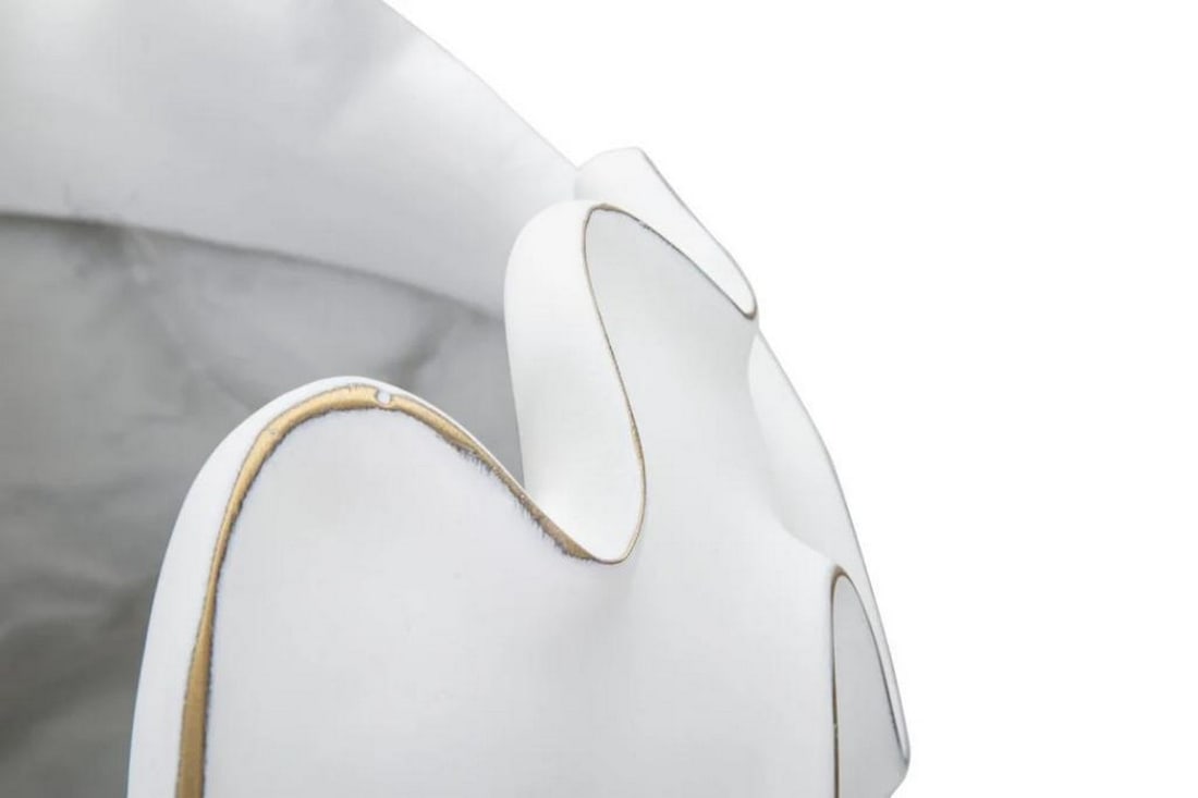 White Wavy Design Vase - 3