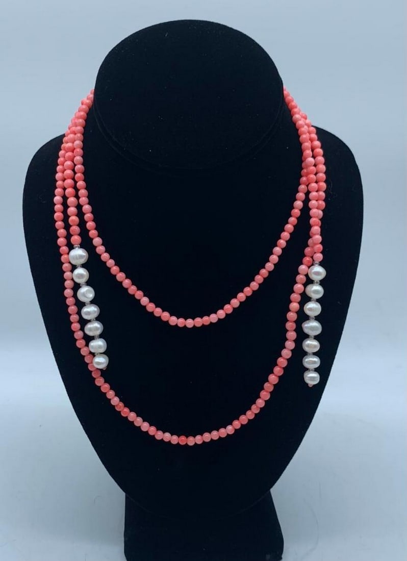 50" Fresh Pearly Whirly Oval Pink Necklace: 50" Fresh Pearly Whirly Oval Pink Necklace. This classic shade symbolizes innocence, purity, peace, beauty, new beginnings and sincerity, and their ageless nature ensures they will stand the test