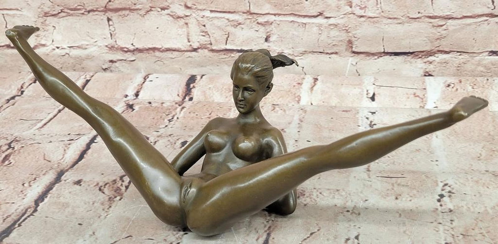 Art Deco Nude" Original Bronze Sculpture by Milo – 5" x 12.5: "Art Deco Nude" Original Bronze Sculpture by Milo – 5" x 12.5" This original bronze sculpture by Milo depicts an elegant Art Deco nude female figure, celebrating confidence, grace, a