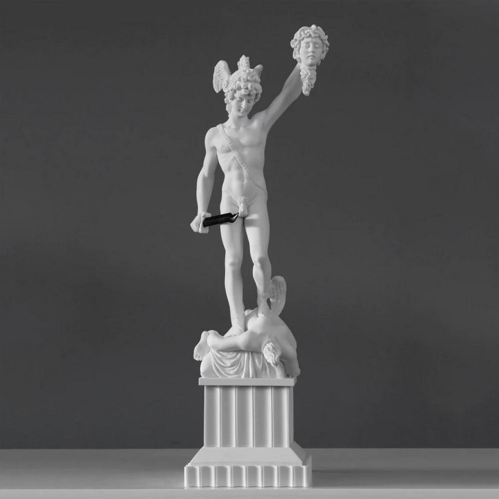 After Benvenuto Cellini "Statue of Perseus with the Head of Medusa" Sculpture - (7.9lbs): After Benvenuto Cellini "Statue of Perseus with the Head of Medusa" Sculpture - (7.9lbs) Statue of Perseus with the Head of Medusa reduction inspired by the bronze sculpture made by
