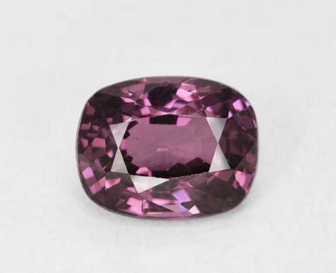 1.24ct Cushion Cut Reddish Purple Spinal (1 of 2)