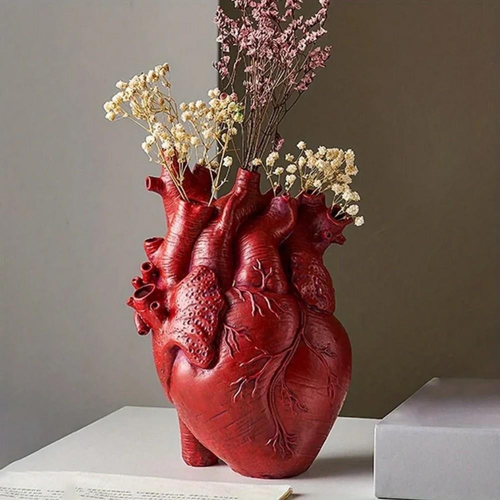 Passion Flame Realistic Heart Sculpture: Passion Flame Realistic Heart Sculpture This distinctive vase blends practical use with artistic elegance, making it ideal for showcasing flowers or standing solo as a striking decorative piece.