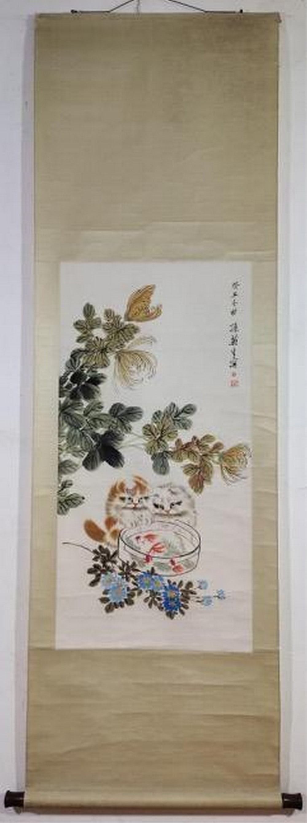 Funny cats paper scroll by Sun Jusheng: Funny cats paper scroll by Sun Jusheng Chinese Name: ???? ????? Dimensions: 97 × 49CM Please view photos for further details.