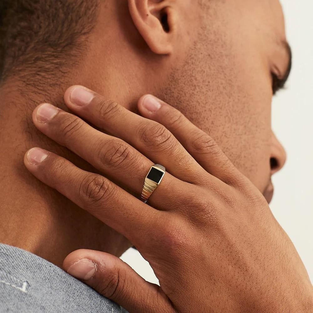 Onyx Edge Signet Ring - 4