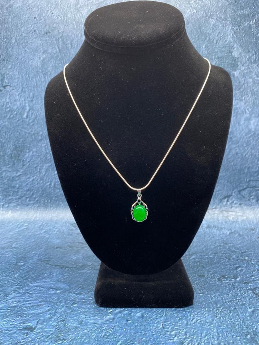 Unique 925 Silver Green Jade Pendant Paired With Sterling Silver 925 Necklace (1 of 4)