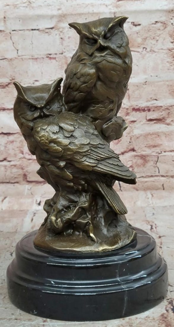 “Wise Owl?? Signed Bronze Sculpture by Milo – 11" x 6": “Wise Owl” Signed Bronze Sculpture by Milo – 11" x 6" “Wise Owl” is a handcrafted bronze sculpture that captures the calm presence and wisdom of this majestic bird. Cast usin