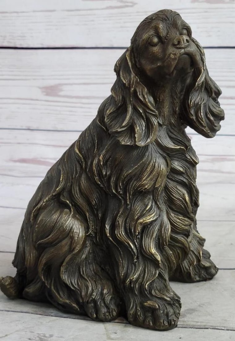 Sitting Cocker Spaniel Original Bronze Sculpture Signed by William - 8" x 4": Sitting Cocker Spaniel Original Bronze Sculpture Signed by William - 8" x 4" Immerse yourself in the beauty of William's stunning bronze sculpture, artfully depicting a Cocker Spaniel. Th