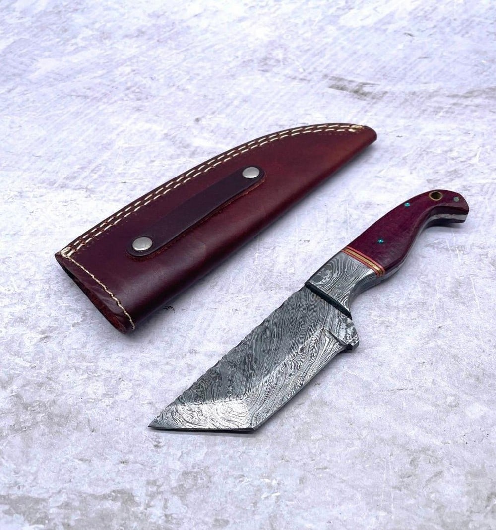 8" Straight Point Damascus Blade With Beautiful Rosewood Handle Laid With Bronze Rings: 8" Straight Point Damascus Blade With Beautiful Rosewood Handle Laid With Bronze Rings Damascus Steel Blade with 256 Layers on it. HARDNESS 56-60 H R C VERY HIGH QUALITY GENUINE LEATHER