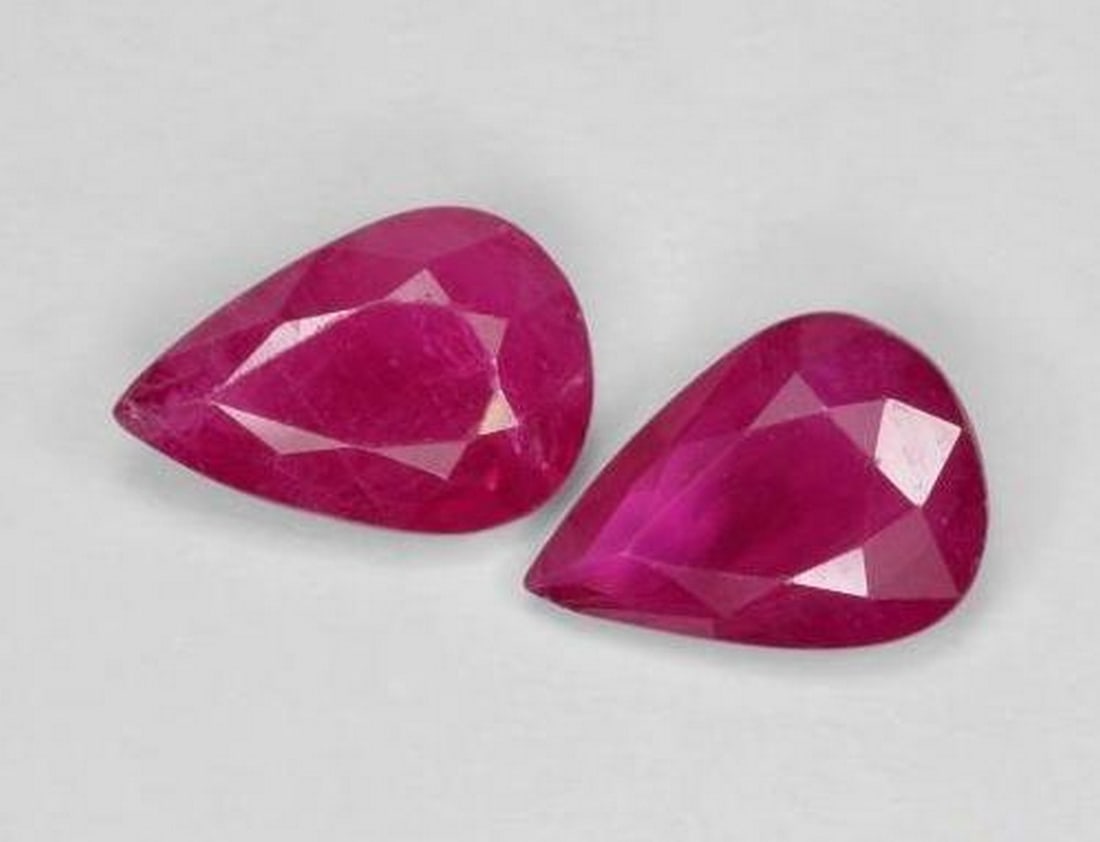 1.22ct Natural Pinkish Red Rubies, Pear Facet, VS, Myanmar (Pair) (1 of 3)