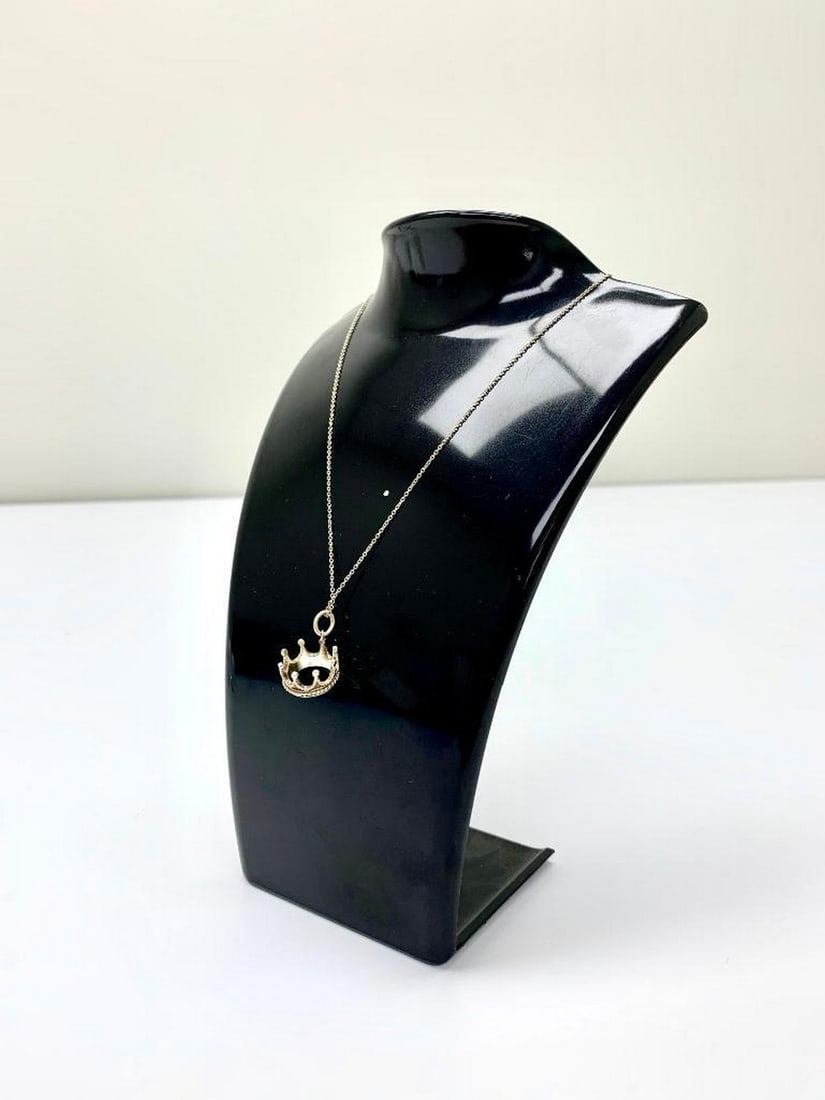 Vintage Tiffany & Co. Sterling Silver Necklace With Crown Charm 925: Vintage Tiffany & Co. Sterling Silver Necklace With Crown Charm 925