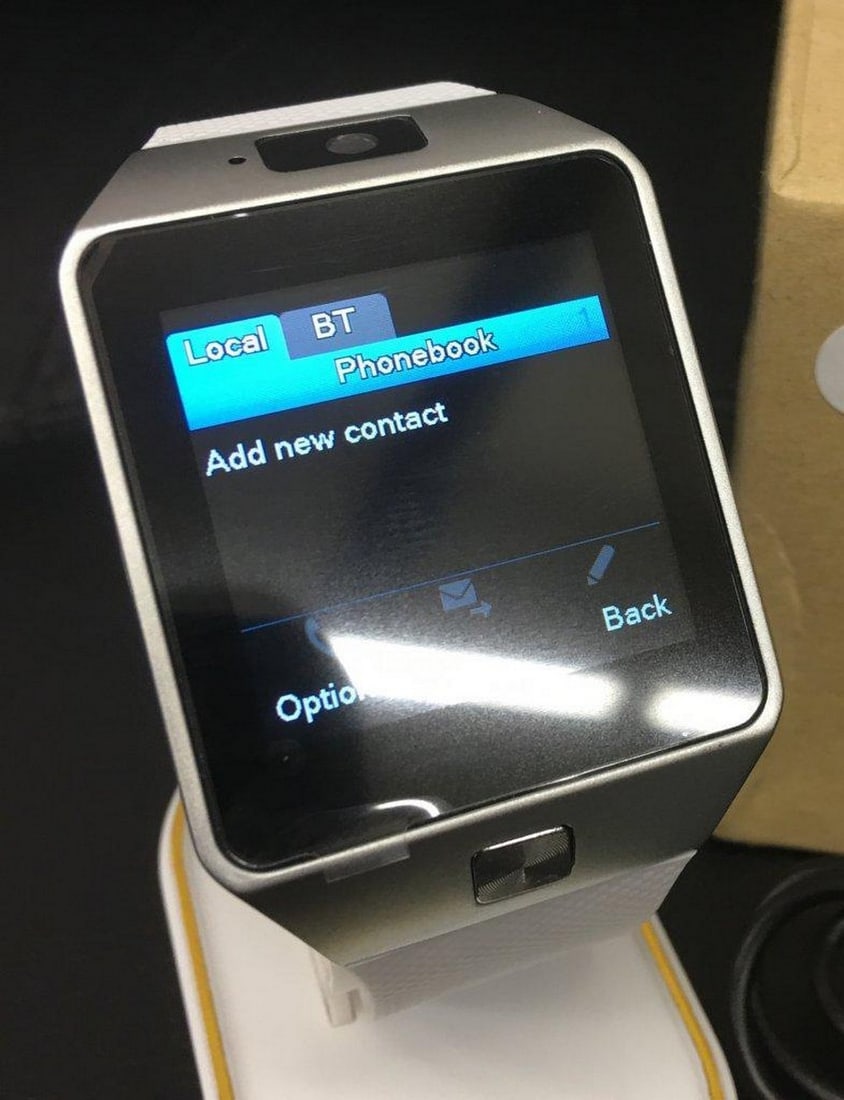 Touch Screen Smartwatch with Camera & Multi-Function Apps - 2