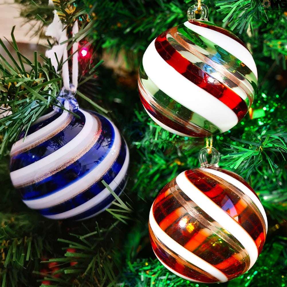 Set of 3 Murano Glass Christmas Ornaments – Striped Cane Fantasy: Set of 3 Murano Glass Christmas Ornaments – Striped Cane Fantasy Whether you want to create a special ambiance in your home or decorate your Christmas tree in a unique way, these Christmas balls