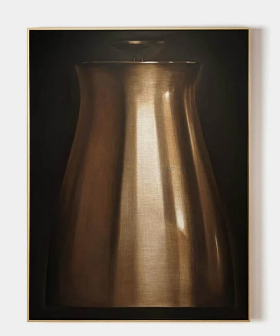 Golden Elegance Hyperrealism Canvas Art Painting: Golden Elegance Hyperrealism Canvas Art Painting This stunning painting features a tall, slender vase with a radiant golden metallic finish. Set against a deep, dark background, the vase's reflect