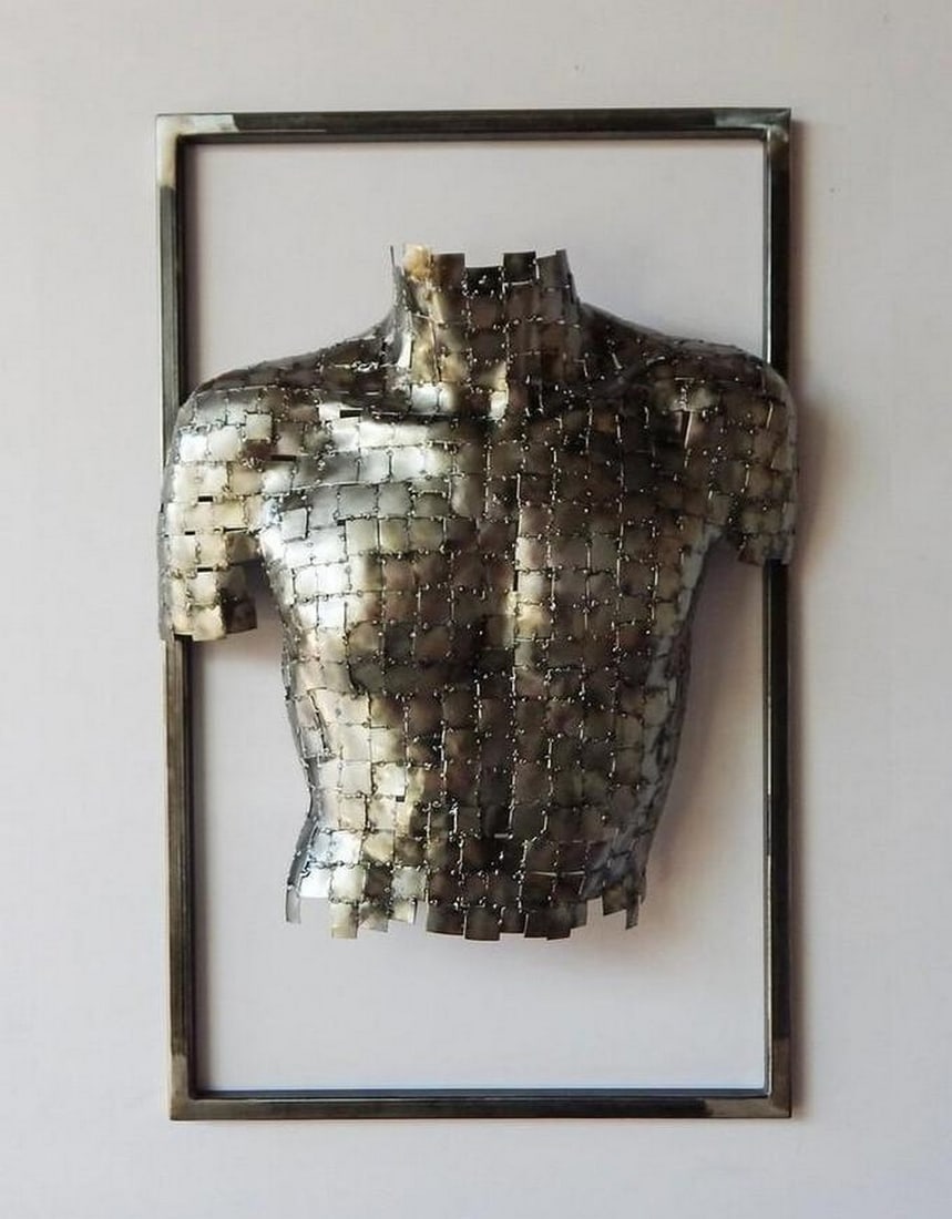 Iron Adonis – Abstract Male Torso Wall Sculpture: Iron Adonis – Abstract Male Torso Wall Sculpture A bold fusion of strength and artistry, this abstract metal torso sculpture captures the power and elegance of the male form. Handcrafted from meticu