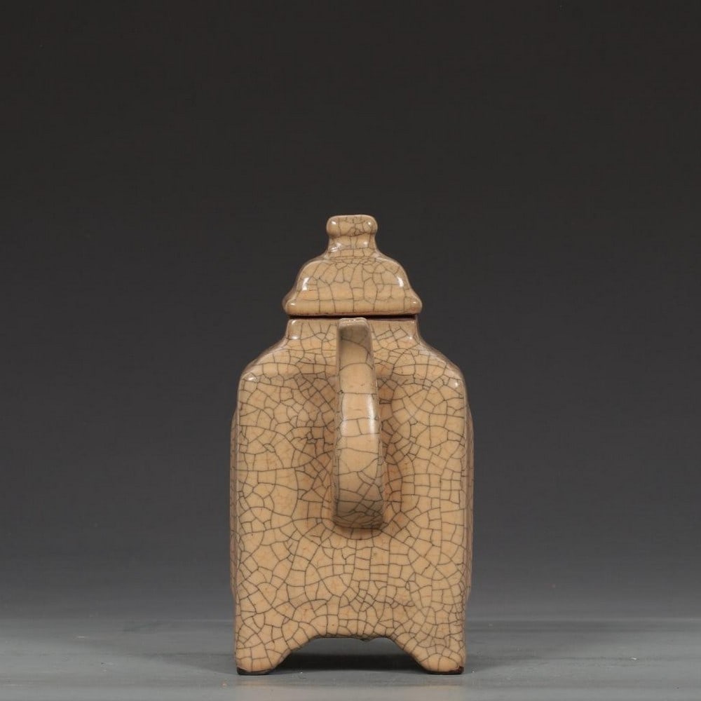 Beige-Glazed Pot - 2