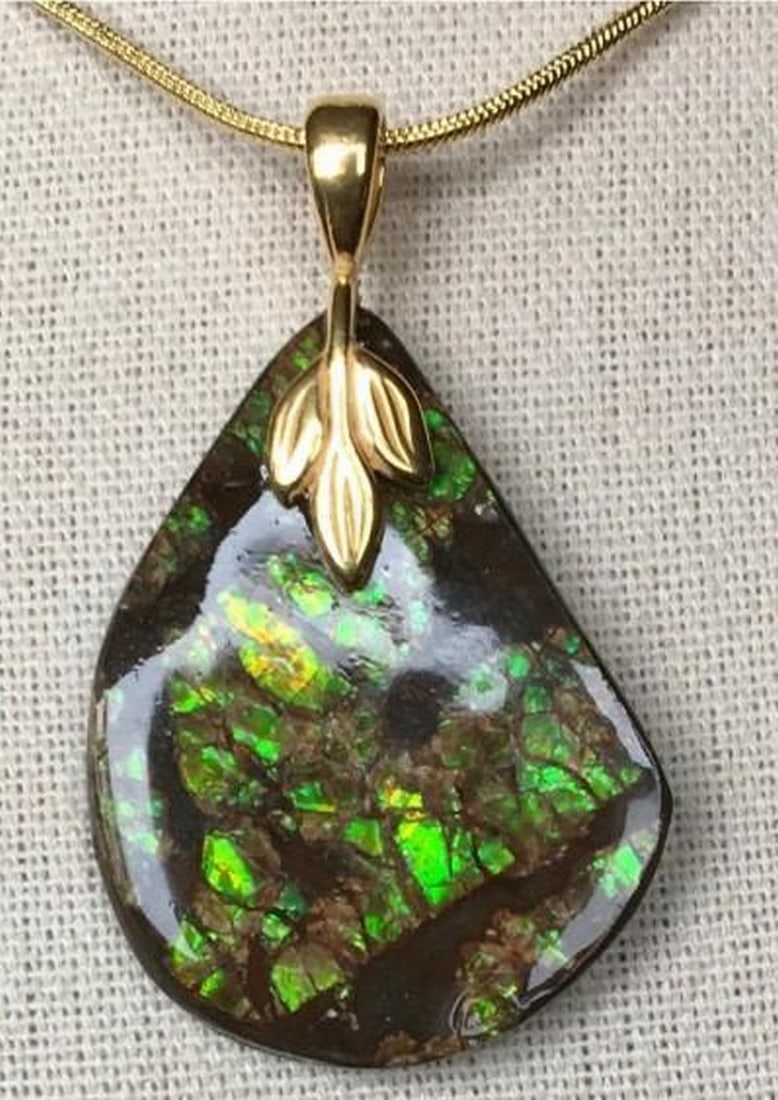 Eclipse Glow Ammolite Pendant - 3
