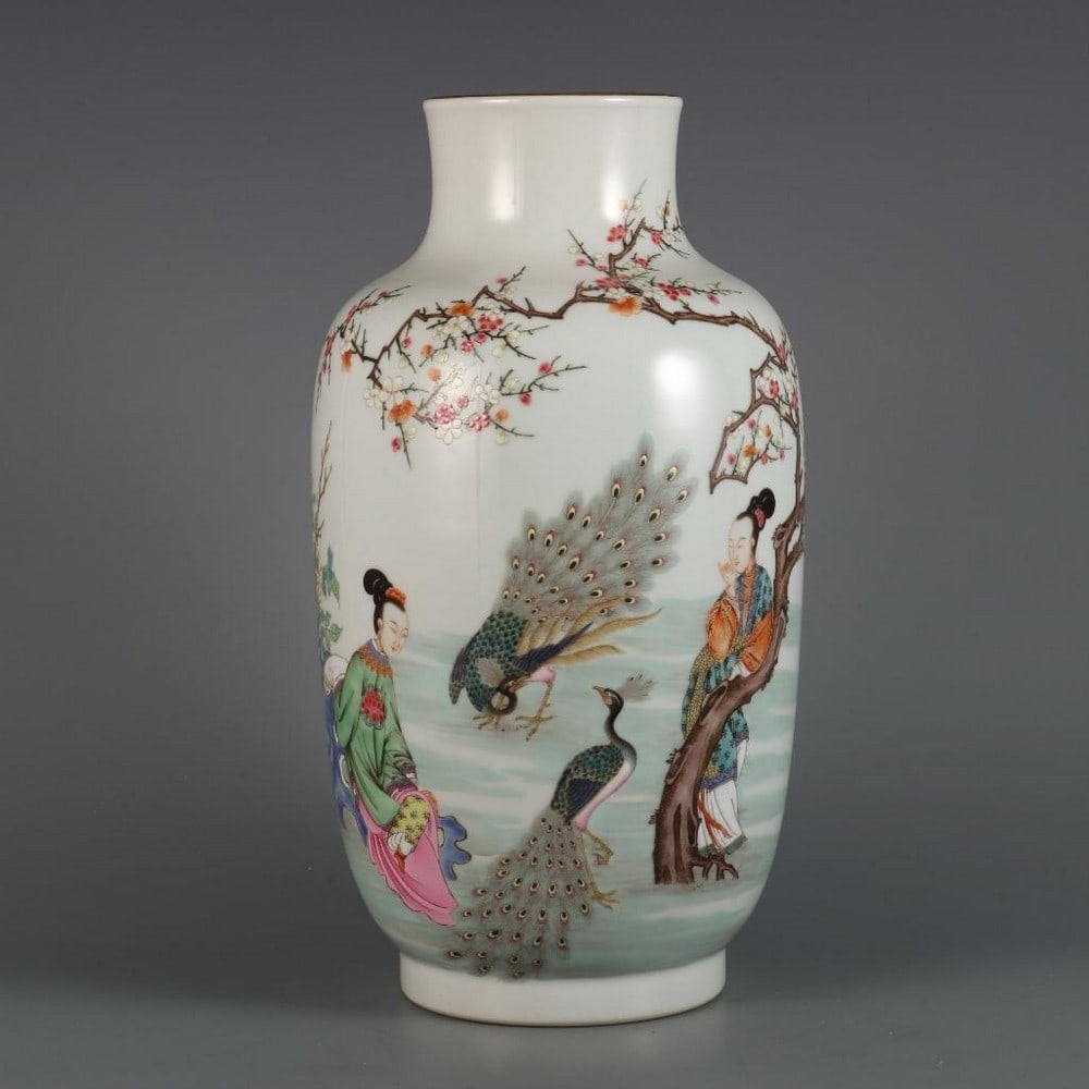 Qing Yongzheng Year Famille Rose Lady and Phoenix Picture Bottle (1 of 9)