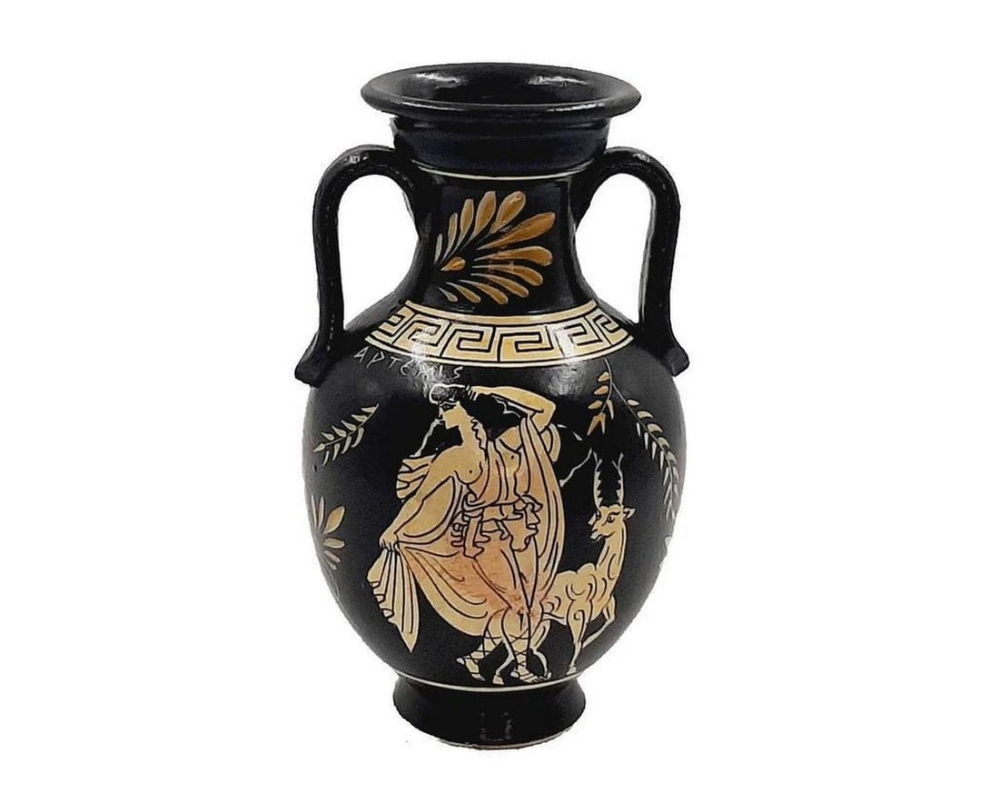 White Figure Amphora Vase 17cm – Goddess Artemis and Erato: White Figure Amphora Vase Replica 17cm – Goddess Artemis and Erato Experience this White Figure Amphora Vase, a hand-painted reproduction inspired by classical Attic pottery. The main side depicts G