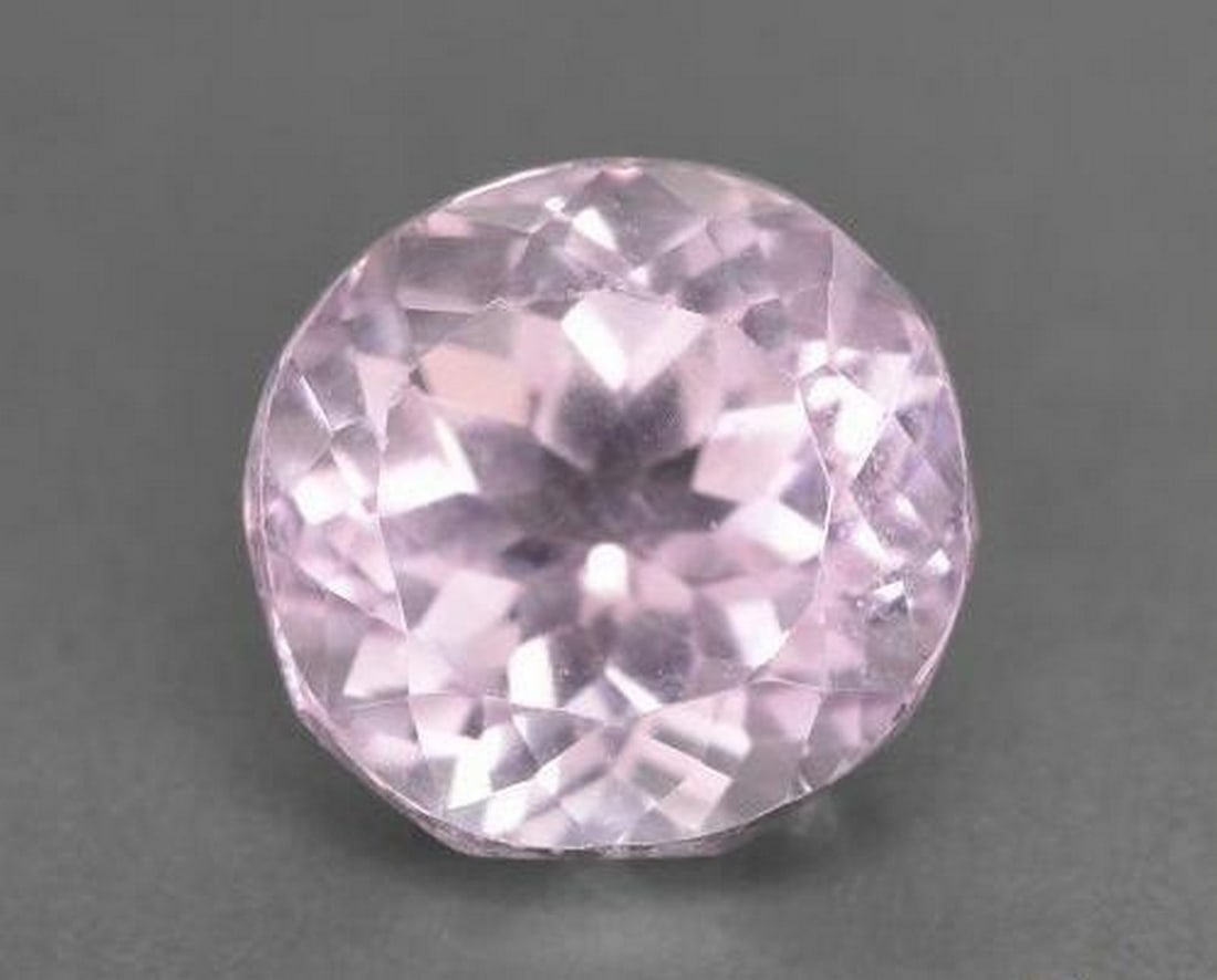 2.54 ct Natural Very Light Lavender Pink Kunzite, Oval Cut, VS, Afghanistan (1 of 3)