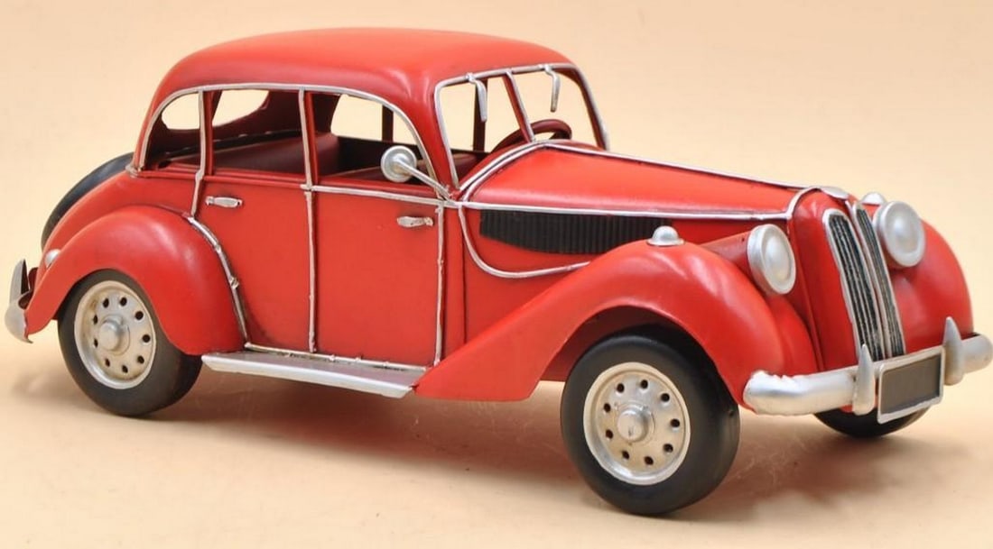 1936 Retro Metal Diecast Classic Car Model: 1936 Retro Metal Diecast Classic Car Model. Beautifully handmade and so each piece is a unique collectible and show piece for your home. Key Features: Ultra-precision design with some moving parts (