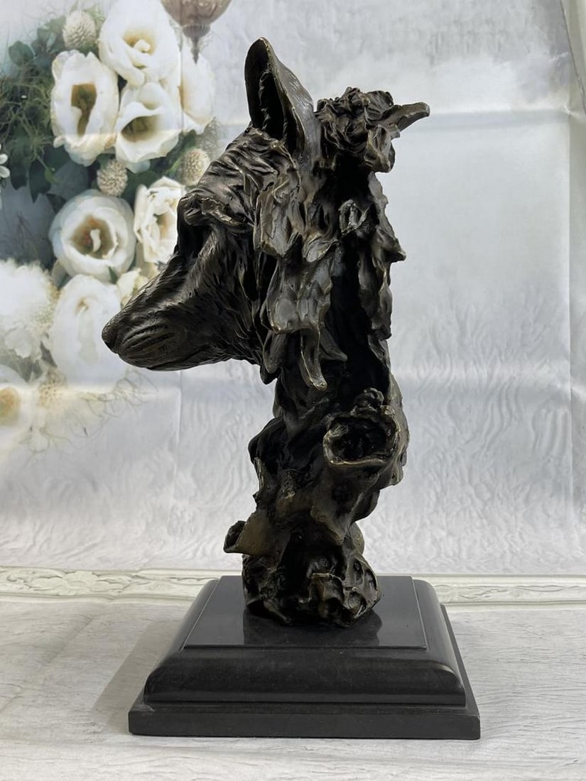 Wolf Head Bust Bronze Sculpture - 2