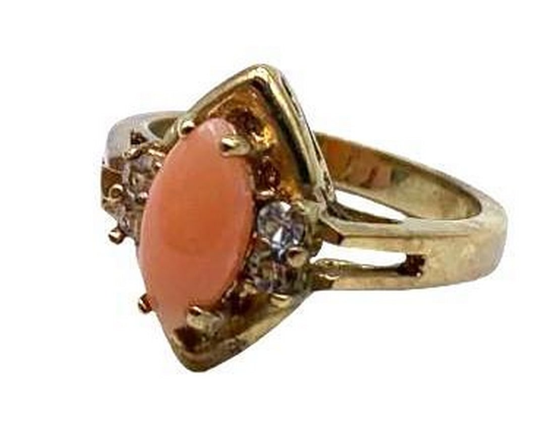 Swarovski CZ'S Or Crystals Ring: Genuine Natural High Quality- Semi-Precious Stones Nickel Allergy Free 18KTGP Yellow Gold Electroplate Finish Size- 8 Crystal colour- Pink See photo for more details