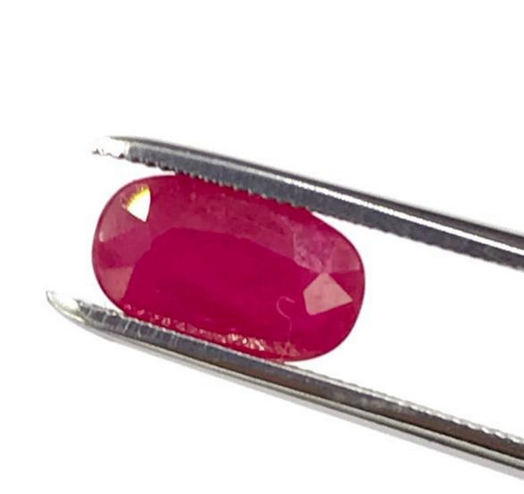 Faceted Oval Ruby: Faceted Oval Ruby Rubies are often associated with wealth and prosperity. Many ancient crowns were decorated with rubies, because they represented good fortune and courage. The ruby's deep red