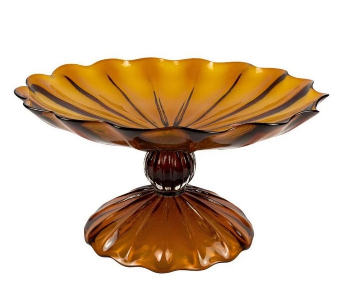 Orchid Cup – Amber – Murano Glass: Orchid Cup – Amber – Murano Glass This Murano glass vase has a classic, elegant shape and is handcrafted without molds or stamps. The amber-colored glass creates a warm, decorative centerpiece sui