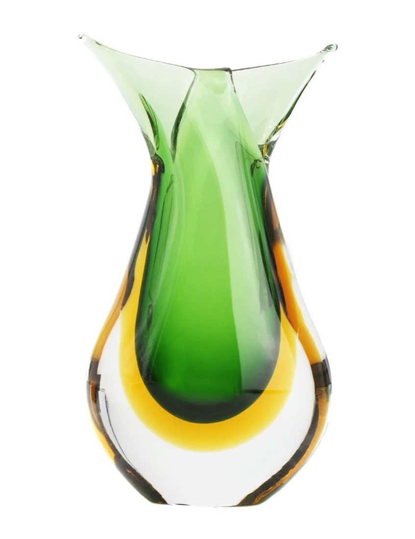 Fish Vase – Green Amber Murano Glass Sommerso Technique: Fish Vase – Green Amber Murano Glass Sommerso Technique This luxury handmade vase is crafted using the renowned Sommerso technique in original Murano glass. A base layer of green glass is encased i