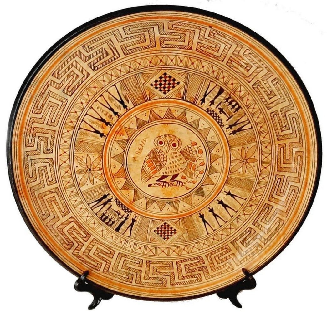 Greek Geometric Art Ceramic Plate – Owl Motif Replica: Greek Geometric Art Ceramic Plate – Owl Motif Replica Celebrate the elegance of early Greek design with this decorative ceramic plate inspired by the Geometric art tradition of ancient Greece (c. 90