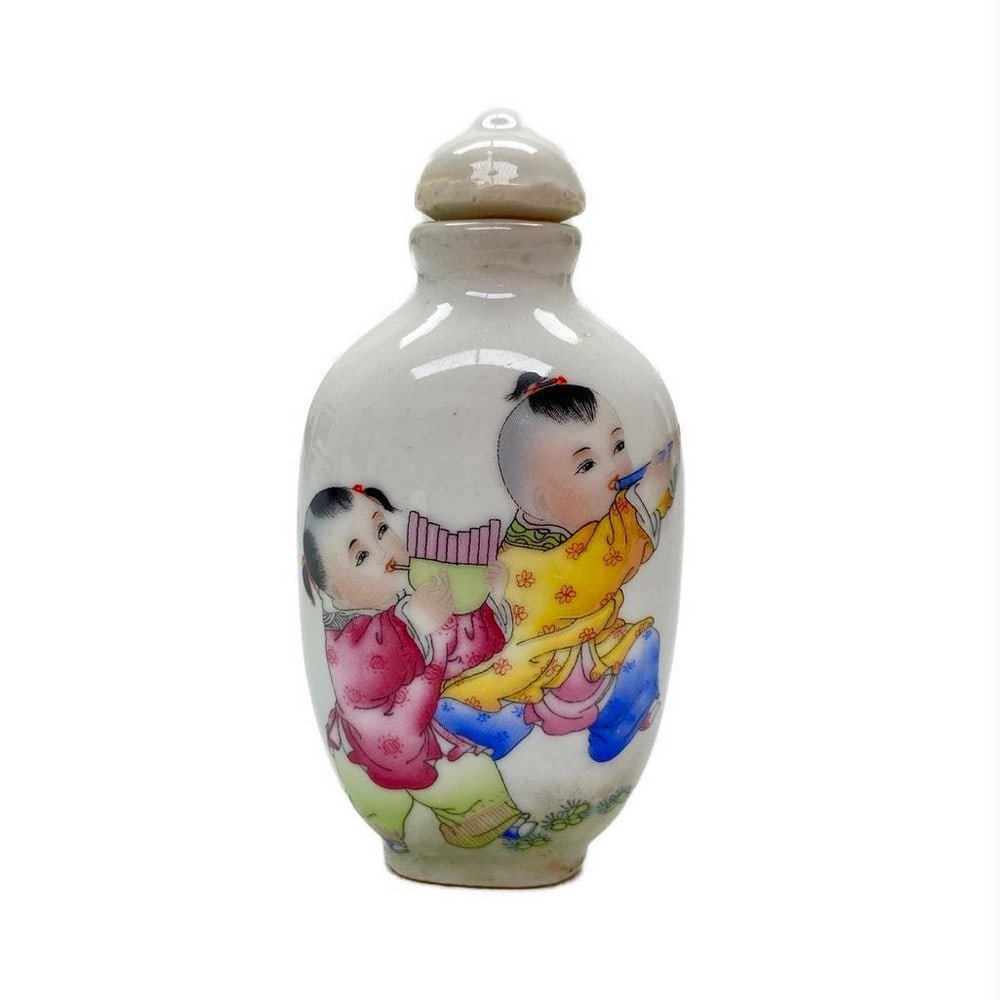 Fresh Faced Chinese Handmade Porcelain Snuff Bottle (1 of 4)
