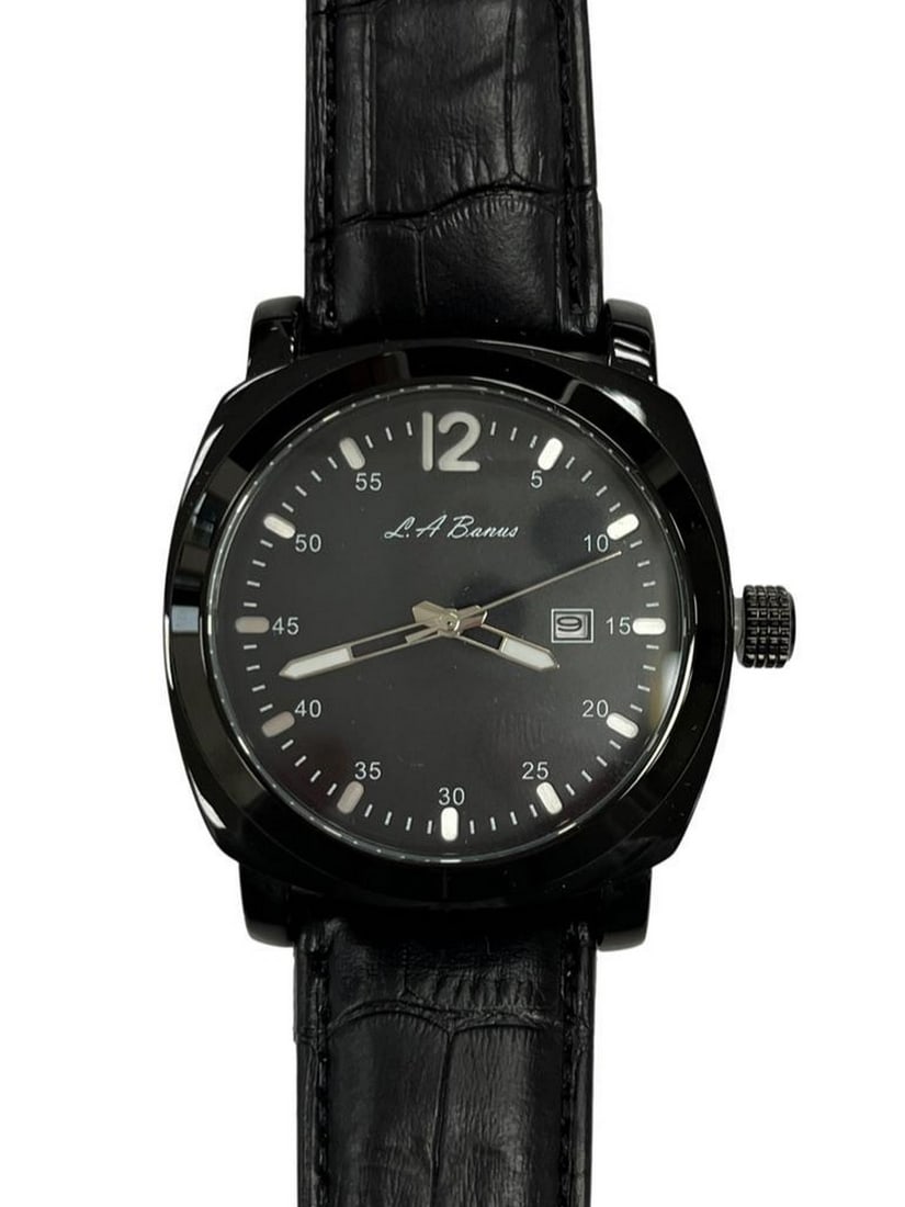 Mens L.A Banus Midnight Black Gloss Finish & Genuine Leather Band Watch: Mens L.A Banus Midnight Black Gloss Finish & Genuine Leather Band Watch This luxury watch has the ability to elevate your game and this is ready to wear when you need it. This sophisticated L.A B