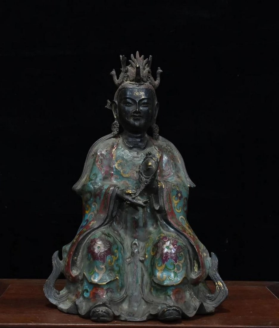 Chinese Antique Handmade Pure Copper Cloisonné Peacock Mother Guanyin Buddha Statue: Chinese Antique Handmade Pure Copper Cloisonné Peacock Mother Guanyin Buddha Statue An exquisite and rare Chinese antique statue depicting Mother Guanyin with a peacock motif, meticulously handcraft