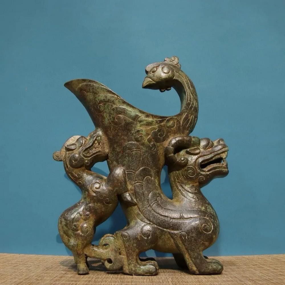 Antique Chinese Bronze Inscribed Phoenix Bird Cup Statue: Antique Chinese Bronze Inscribed Phoenix Bird Cup Statue This rare hand-crafted cup showcases traditional Chinese artistry, featuring a finely sculpted phoenix bird with intricate bronze inscriptions