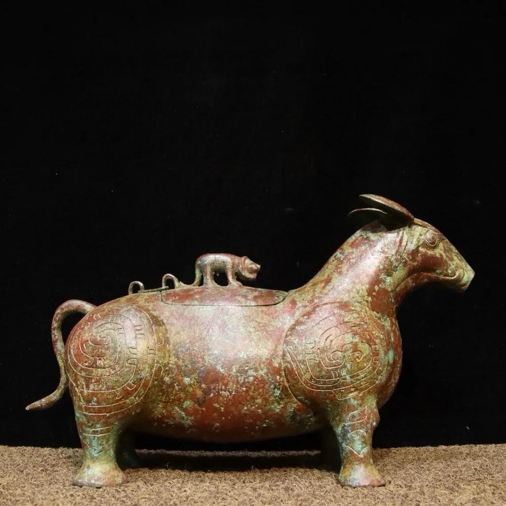 Antique Chinese Bronze Beast Statue (1 of 7)
