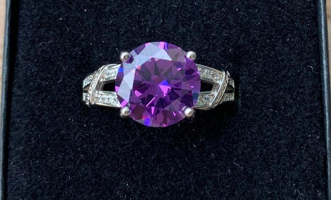 Sterling Silver Ring with Round Amethyst - 3