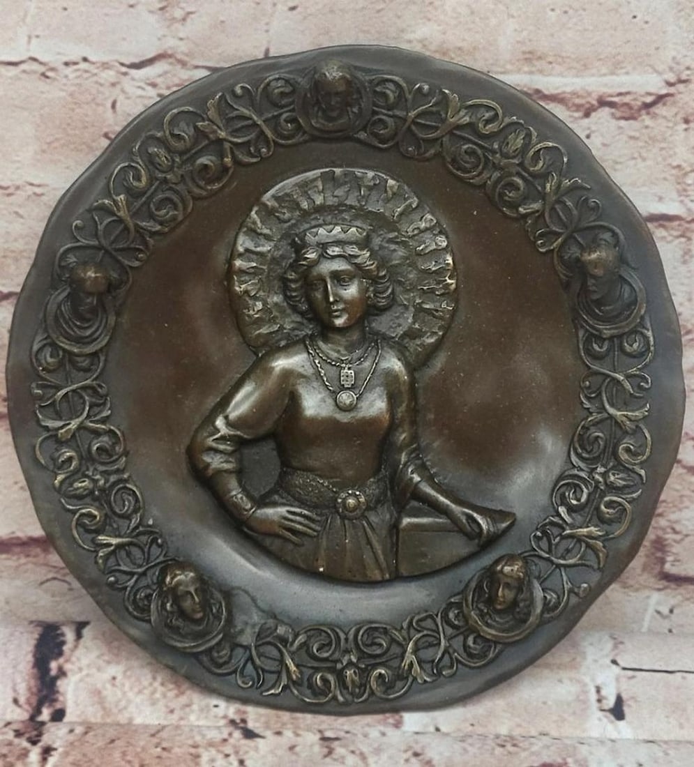 Queen Elizabeth II Bronze Wall Sculpture by Jean Patoue – 8.5" x 8.5": Queen Elizabeth II Bronze Wall Sculpture by Jean Patoue – 8.5" x 8.5" This bronze wall sculpture depicts Queen Elizabeth II with regal grace and poise, reflecting her dignity, strength, and