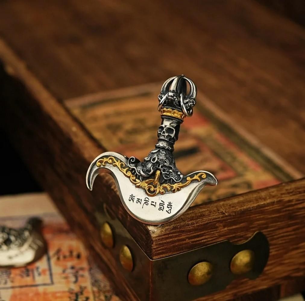 Vajra-Axe Necklace - 2