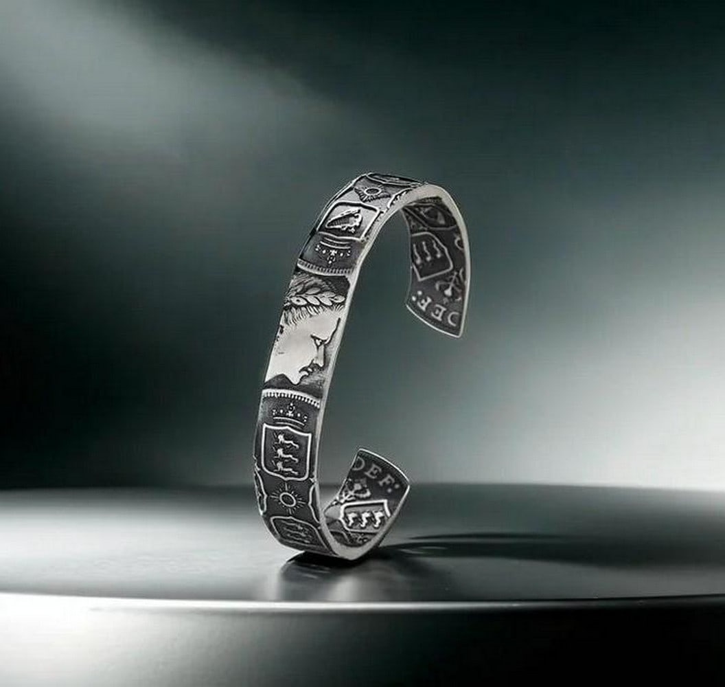 Queen’s 1953 Silver Coin Bangle - 2