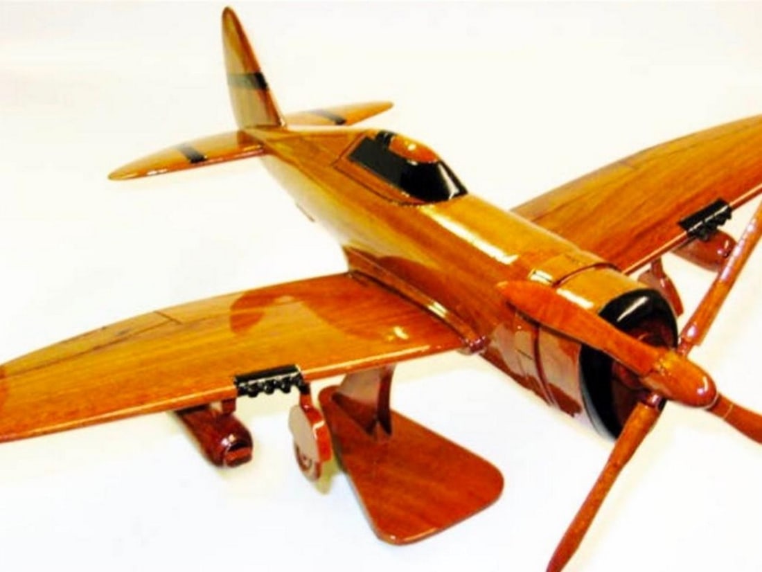 P-47 Thunderbolt Razorback Model Plane - 2