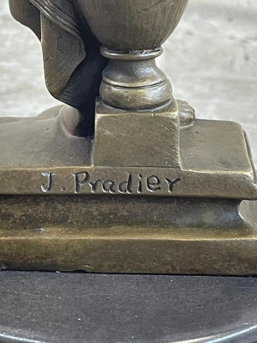 Phryne Model Bronze Sculpture - 4