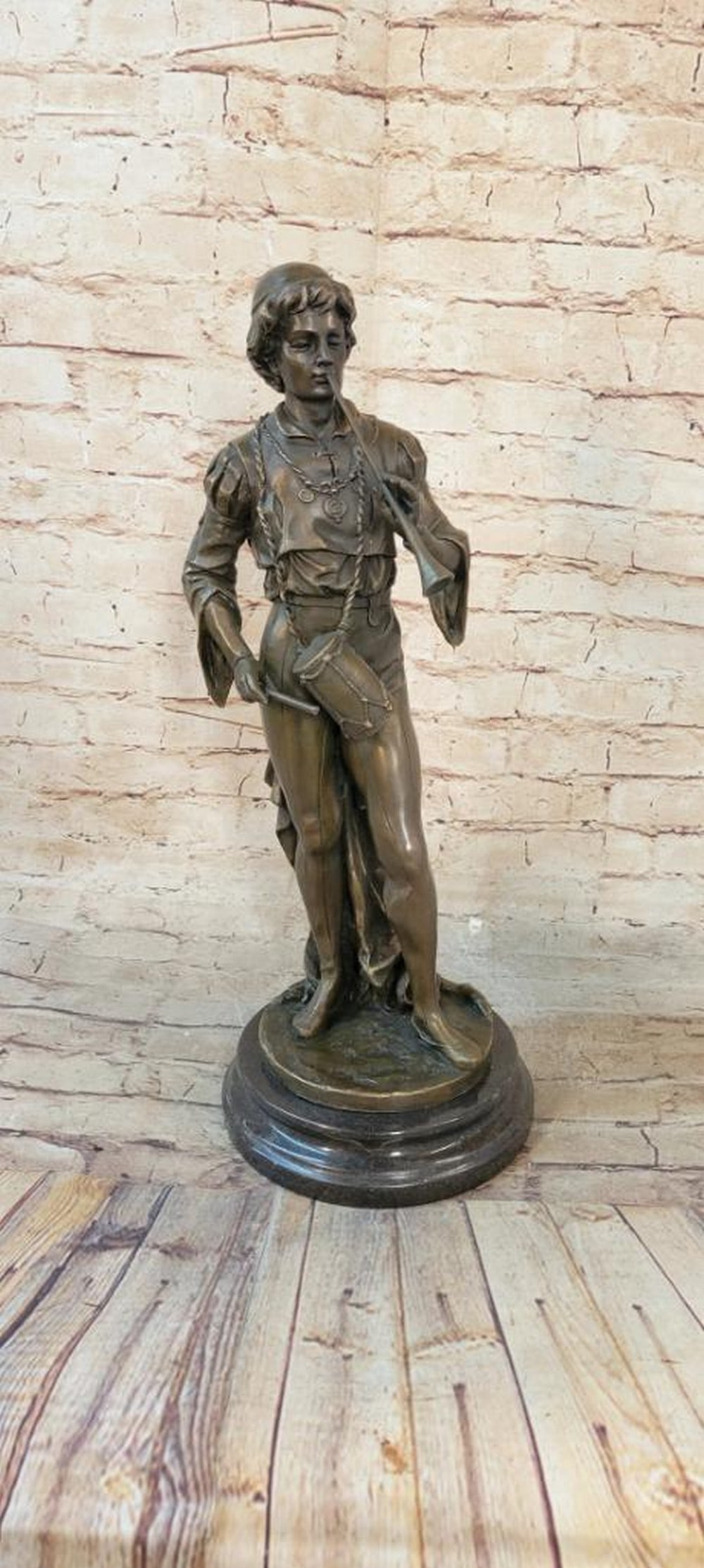 French Civil War Drummer and Trumpeter Bronze Sculpture on Marble Base – 19" x 7": French Civil War Drummer and Trumpeter Bronze Sculpture on Marble Base – 19" x 7" This bronze sculpture depicts a drummer and trumpeter from the French Civil War period, shown in standard at