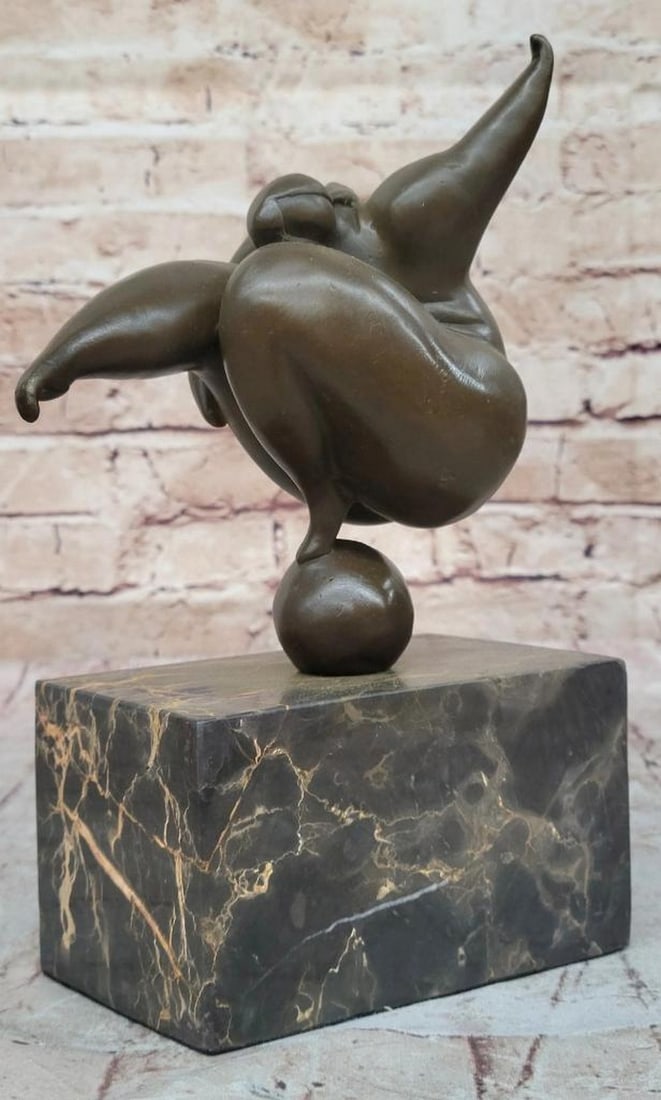 Abstract Curvy Woman Balancing Bronze Statue: Abstract Curvy Woman Balancing Bronze Statue Keeping her body very still, the curvy woman balances her entire body onto a small little ball. The composition recalls the Classical sense yet adopts a m