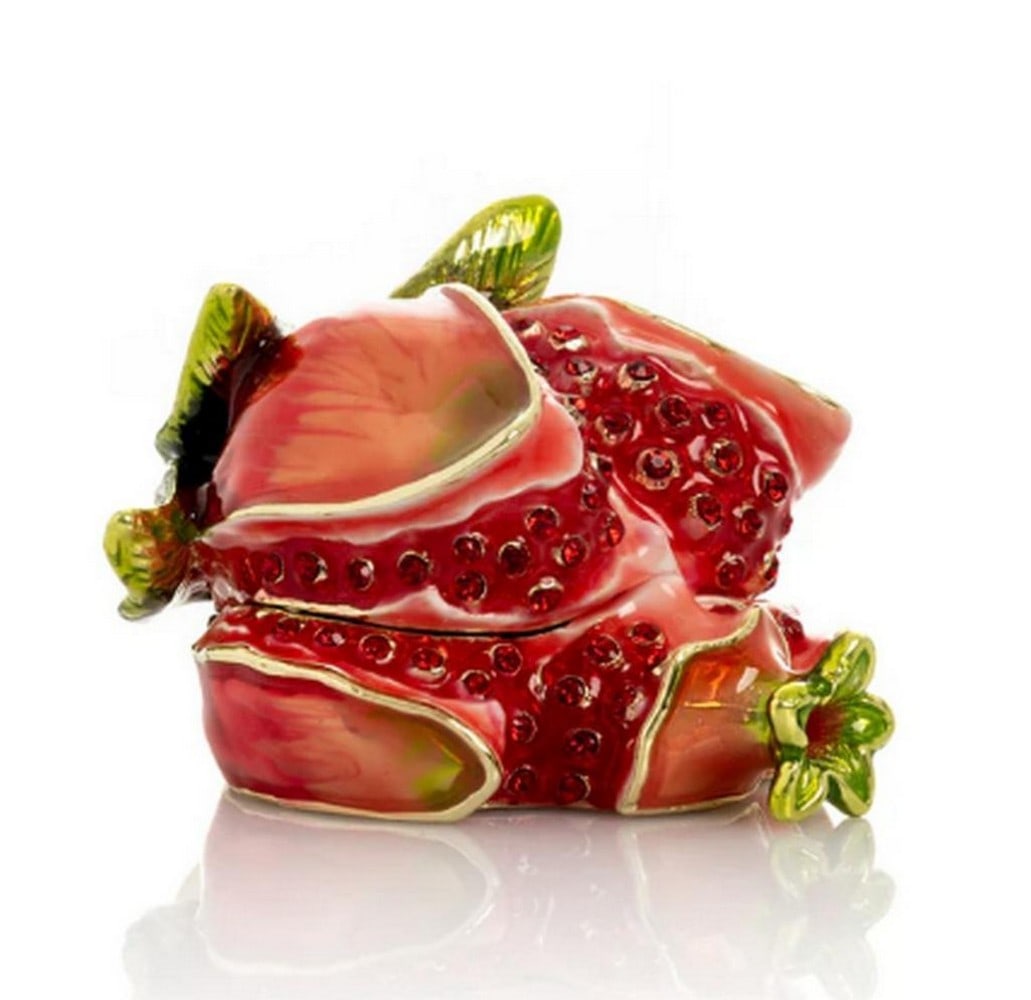 Pomegranate Trinket Box: Pomegranate Trinket Box This charming handmade Pomegranate trinket box is a unique treasure for art lovers inspired by beauty and craftsmanship. Featuring a rich enamel finish adorned with handpicked