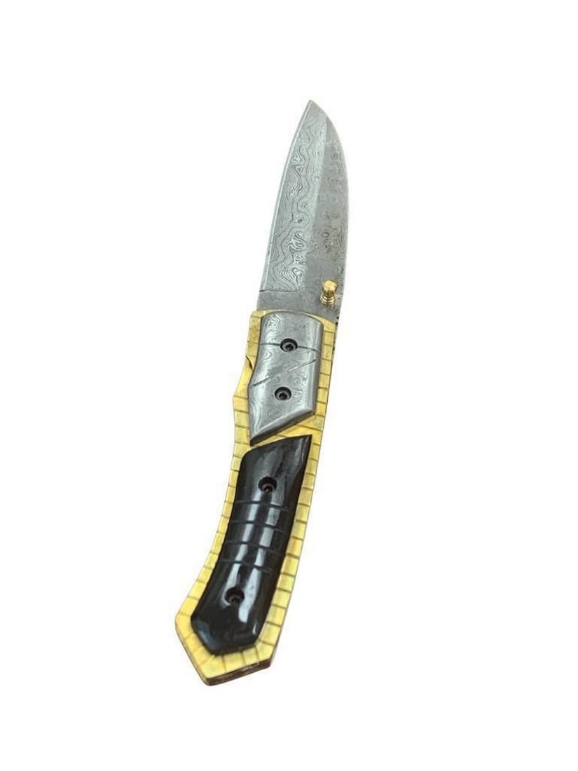 Custom Handmade Blood Borns Folding Damascus Steel Knife: Custom Handmade Blood Borns Folding Damascus Steel Knife Custom Made Damascus Knife With Genuine Leather Sheath To Keep The Blade Safe & Make Carrying & Storing Easy. Each Sheath Is Made From