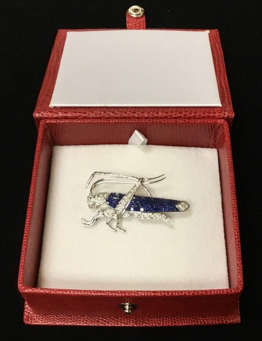 One Of A Kind 18K White Gold, Hue Blue Sapphire, And Many Diamonds Top Quality Grasshopper Broach: One Of A Kind 18K White Gold, Hue Blue Sapphire, And Many Diamonds Top Quality Grasshopper Masterpiece Broach. Perfect Condition. 